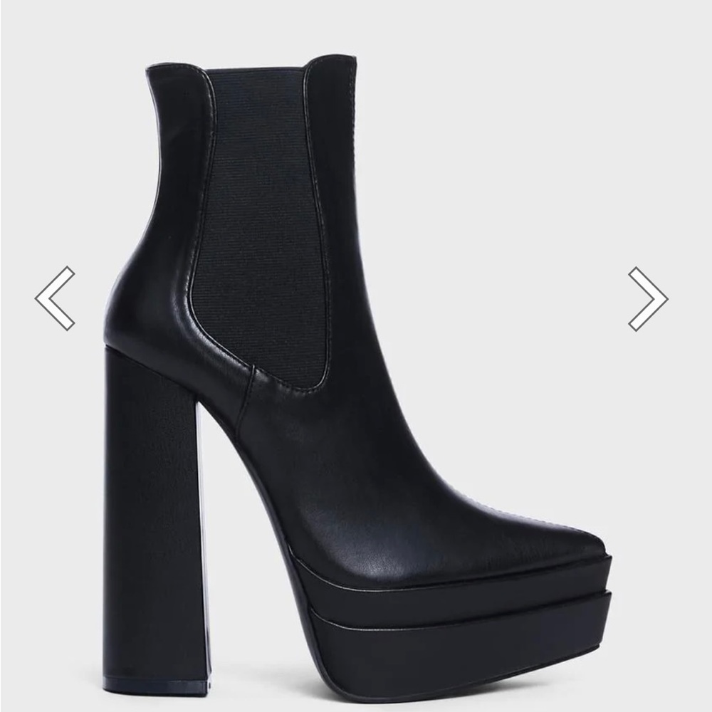 Platform Ankle Booties..New.!